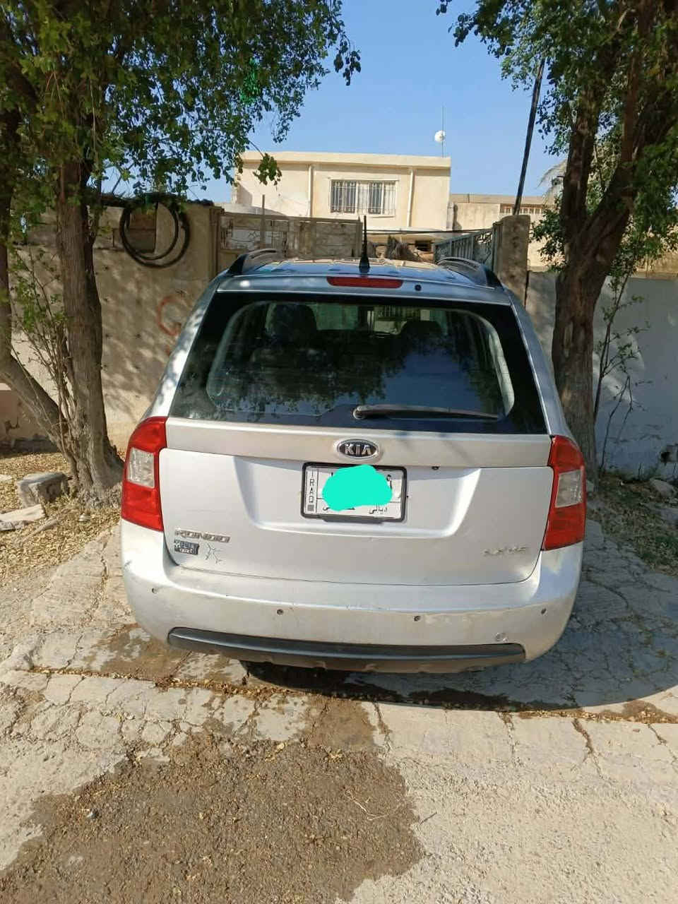 كيا رندو ٢٠٠٨ وارد امريكي محرك 2700 السياره مكفوله من الضربه والكص سنويه ٢٠٢٩ صدر امامي خلفي تبريد السعر 90 ورقه للاستفسار الاتصال بالرقم *********** . مكان السياره ديالى الخالص
