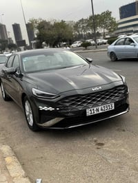 كيا k8 2022 محرك 2500 . 4 سلندر  وارد كوري  فوول مواصفات ما عدا الفتحة...