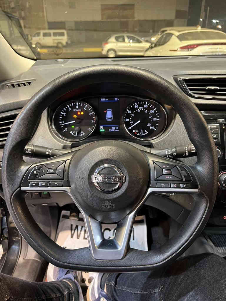 يالله 
السلام عليكم 
سياره نيسان روج ٢٠١٩ رقم بغداد حادثهاموضح بالصور
ماشيه ١٣٨ رقم بغداد 
نص فول كير مكينه تبريد كهربأئيات كلها شغاله مكينه 2500
كشنات جلد لون ماروني مميز السعر ١٢٥ ورقه وبيها مجال بسيط وماكو نيسان بهيج سعر 
مكان السياره بغداد ***********
***********
