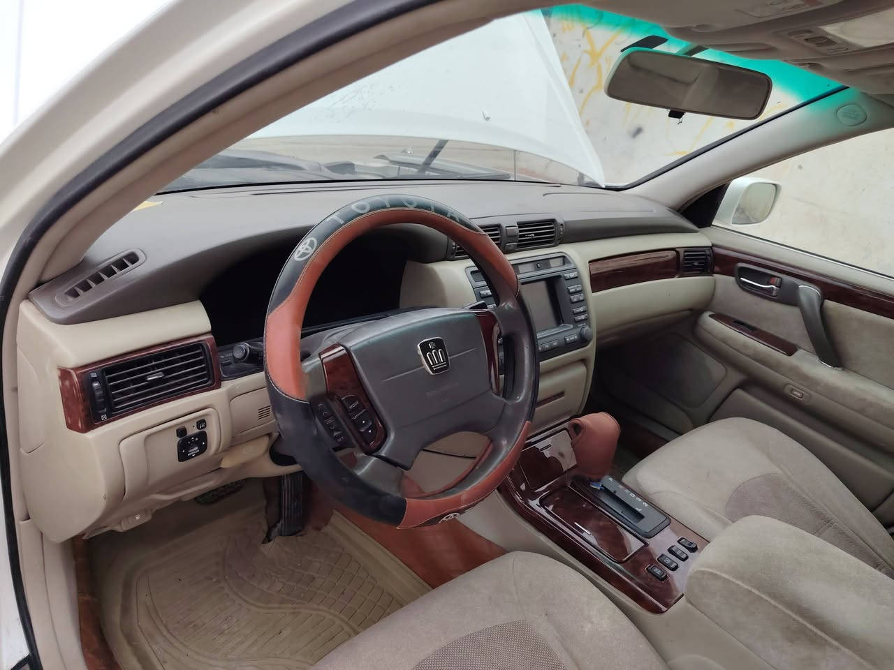 السلام عليكم ملكه أدوات ديفور الكبير اصل شاصي 75 اربع دكم دشبول عارف العيساوي كصتين السعر(38 قابل للتفاوض) للاستفسار ***********
