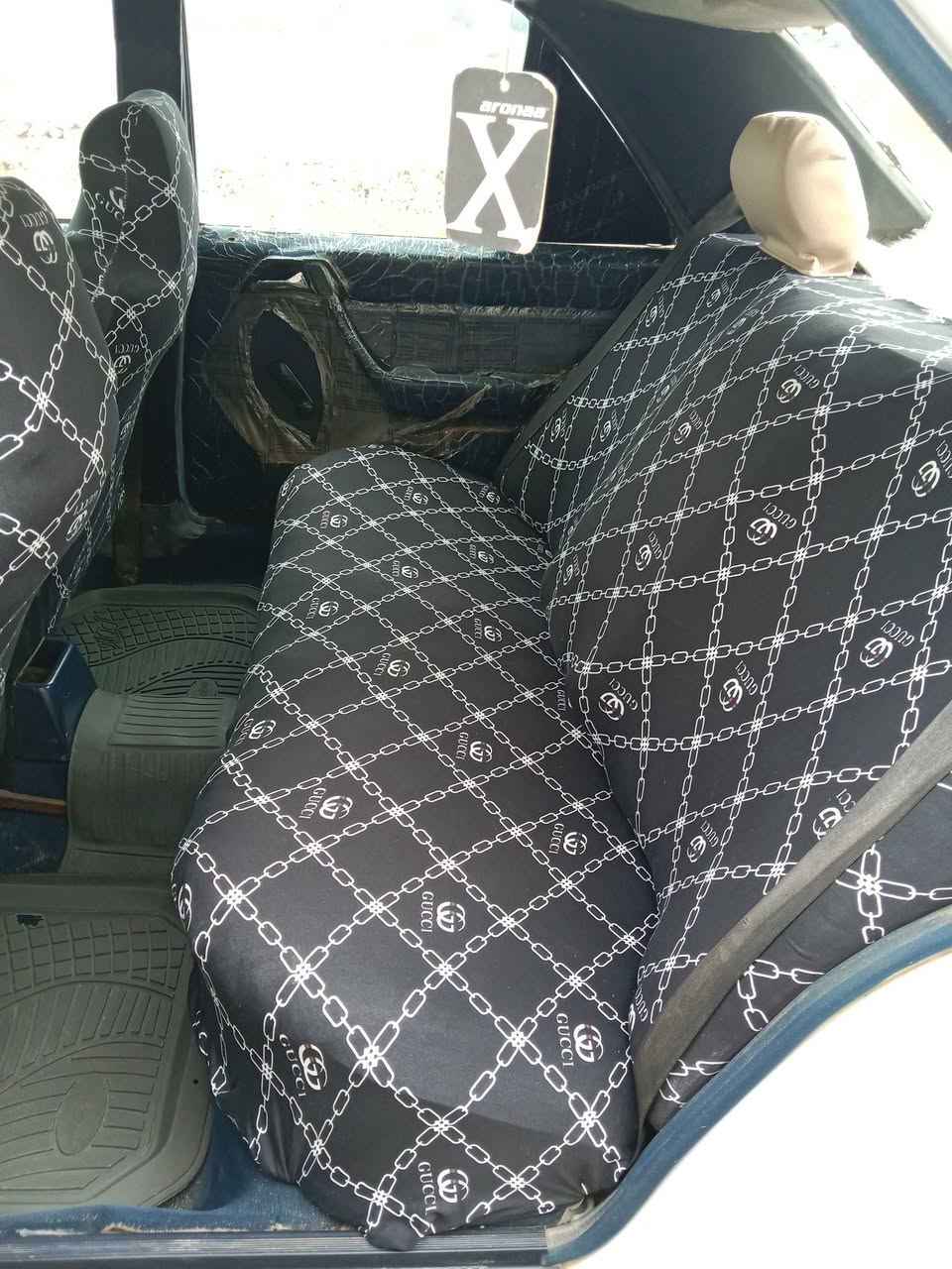 السلام عليكم 
مارسدس دب موديل 89 رقم بغداد الماني مشروع وطني بسمي سنويه لل 27
محرك بطه 2500 
سياره جاهزه بس تبريد مابيه السعر 57 ورقه
مكان السياره ميسان العماره
للأستفسار ***********
