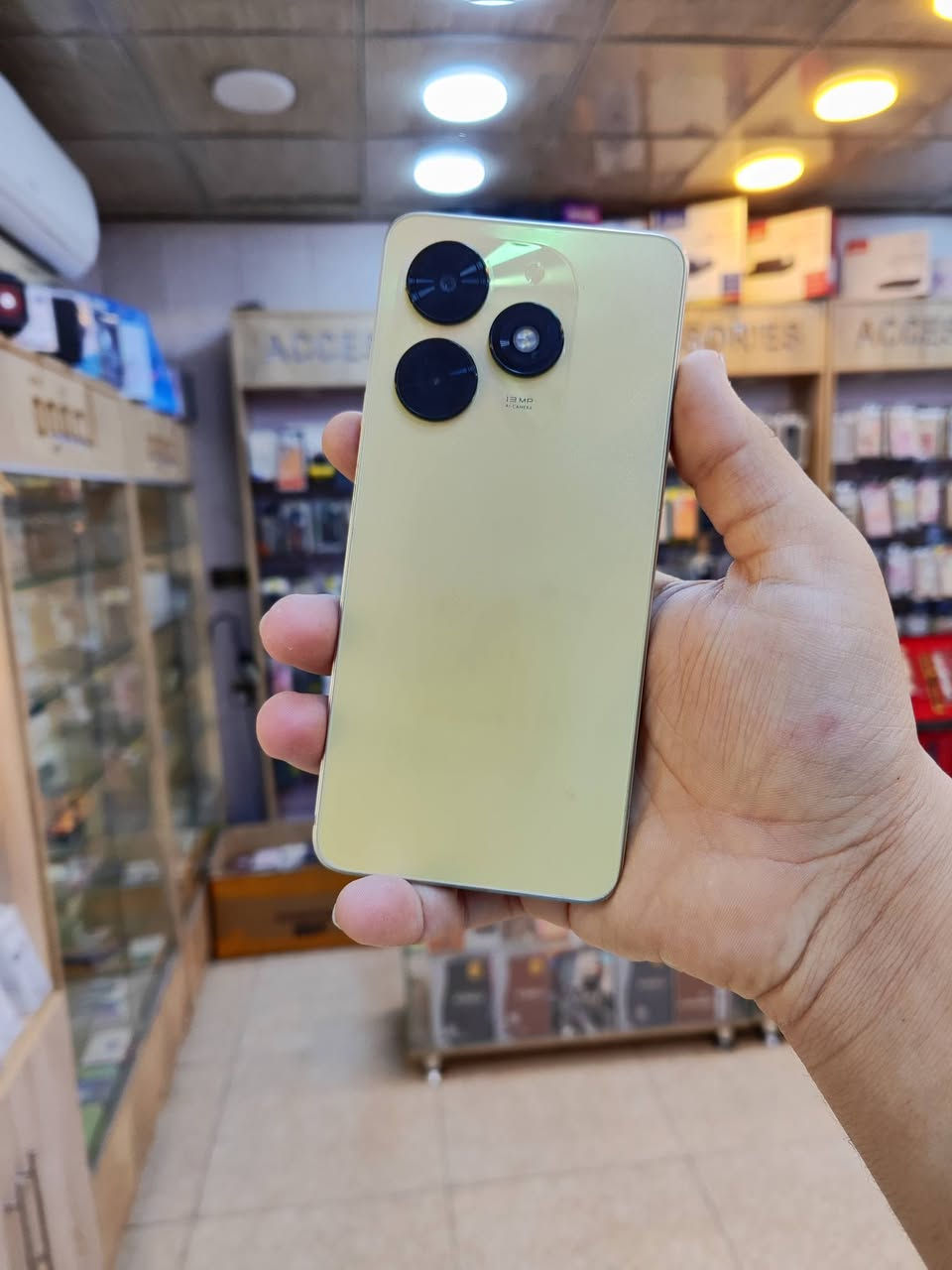 تلفونات مستعمله للبيع
مكاني راغبه خاتون كم مقاببل مصرف الرشيد محل الصفوه 
رقم***********
