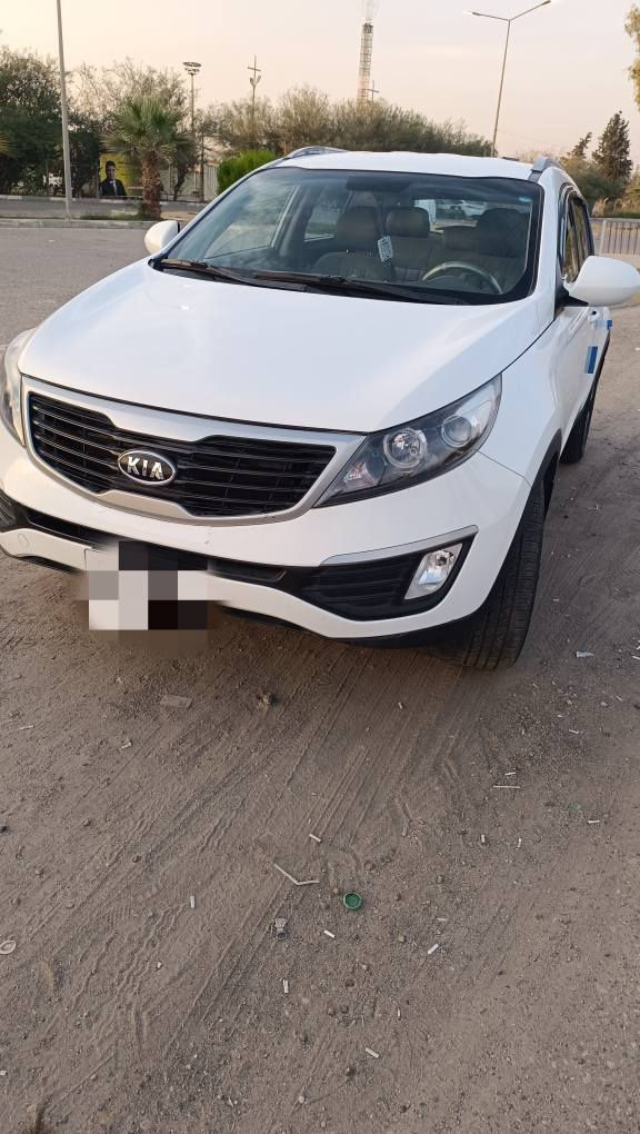 سلام عليكم ورحمه الله وبركاته 
للبيع كيا اسبورتج موديل 2012
رقم اربيل 
ماشي ١٣٦ الف 
شرط تحويل 
كير محرك شرط ما مفتوح 
ضرر فقط شبرين صبغ بل صندوق 
سعر ١٤٣ ورقة 
مكان سيارة كركوك 
رقم هاتف *********** كركوك, العراق
