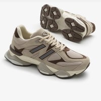 احذية رياضية • تونى بلاك • عالية