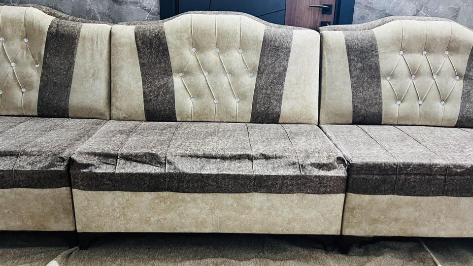 طخم للبيع السعر 300
طبلات للبيع السعر 100 
التواصل : ***********
