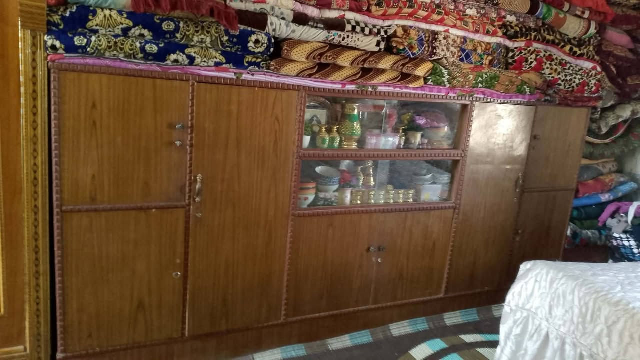 اخشاب للبيع  فول ناضفه السعر ع هاذ الرقم مامتواجد ع خاص ***********
