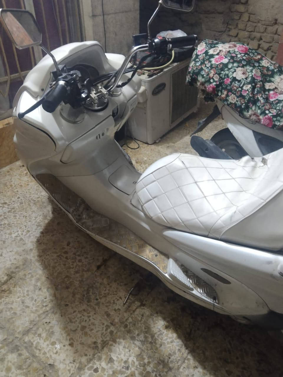 السلام عليكم Majesta
(ماجستا)  للبيع موديل 2008مامفتوحه ب650وبيها مجال


**إذا كنت صاحب هذا الإعلان وتريد حذفه لأي سبب، رجاءا أرسل رسالة إلى الدعم الفني**