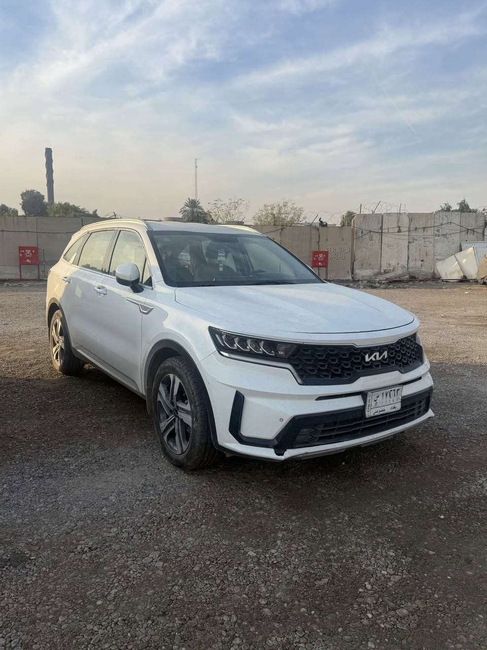 سورنتو 2023 خليجي رقم بغداد

ضمان شركه الدوليه تبديل دهن بلشركه السياره بعدها داخل الضمان 
كشنات مخمل 
حجم محرك 4 سلندر ام بي اي 
حساسات  
بصمة. شاشة. كامرة 
كير عصا 
درايف مود
شحن لاسلكي 
كشنات امامي  كهرباء 
حساسات أمامية خلفية
4 أوضاع القيادة 
🛑Led
بك لايت Led
نظام نزول منحدرات 
7راكب .3قطع تبريد 
صندوق كهرباء
ماشيه 58 الف ك/م

طخه خفيفه كلش بلجاملغ الي بصف السايق وشخط خفيف بجاملغ السايق وكسر صغير بلدعاميه

السعر ‼️ علق بتم يجيك السعر بالخاص  ‼️

العنوان بغداد  

***********
