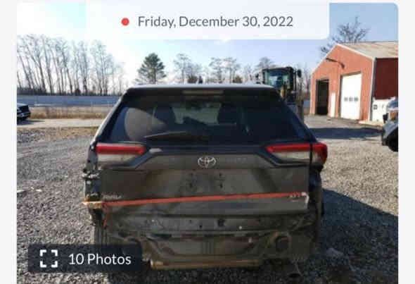 عربي/كوردى
للبيع

‎تويوتا راف فور Rav4 2021

(بدون ايرباك،بدون قطرة صبغ،بدون دواخل,بدون شواصي،بدون لغد) بجم كبس

‎مواصفات XLE معروفه
بصمة تشغيل
بصمة ابواب
رادار امامي
رادار جانبي
مانع تصادم 
رادار تخطيط الشارع
اوتو ستوب
كشن كهربائي
كار بلي 
اشاير بالمري
لايت زينون 
دوشمة جديدة 
مثبت سرعة 
تحكمات ستيرن 
تايرات جدد Nexen قبل اسبوعين مبدلهن
٣ انظمة قيادة (ECO,SPORT,NORMAL)
انظمة قيادة SAND AND MUD,ROCK AND DIRT
SNOW ❄️ 

‎ماشية 60 الف ميل 
‎(100 الف كيلومتر)

‎رقم سليمانية جديد

 
تحويل ثاني يوم بأسمك 
‎هزة 2026

‎وارد امريكي 

‎حادث خفيف جداً بجم خلفي كبس
‎وشبر بالصندوگ 
كفالة عامة من الصبغ مابيهة قطرة صبغ 
كير مكينة حدادية خير من الله  اخذهة تراي للبصرة
تبريد تدفئة شغالات 100% 
‎بدون ايرباك 
السيارة ربع دينار مراح تصرف عليهة 
فقط بانزين ودهن  

‎سعرهة  دولار 23,300 
‎وبي مجال 

‎وماكو هيج ضربه وهيج سعر بالسوگ كلة 

‎العنوان بغداد زعفرانية
‎للتواصل 
*********** واتساب

تويوتـا راف فور RAV4 2021

(بەبێ ئێربەگ)
شوێنی زیان: Rear bumper
= پاشەپۆشی دواوە

مۆواصفاتی XLE ناسراوە:
 • دەستپێکردن بە بصمە
 • قفل و كردنەوەی دەرگا بە بصمە
 • ڕاداری پێشوو
 • ڕاداری لاوان
 • پاشگیری دژی تێکچوون
 • ڕاداری خەتووری شەقام
 • Auto Stop
 • کەرسی بە کارەبا Seat كهربائي
 • CarPlay
 • ئاشێر لە ناو مەرەییەکان
 • لایت Xenon
 • دووشمە نوێ
 • جێگری خێرایی
 • کۆنتڕۆڵی ستێرینگ
 • تۆیرێکی نوێ Nexen، دوو هەفتە پێش داگیرایە
 • ٣ سیستەمی ڕاوكردن (ECO, SPORT, NORMAL)
 • سیستەمەکانی ڕاوكردنی SAND & MUD, ROCK & DIRT
 • SNOW ❄️

Mileage: ٦٠ هەزار میل
(١٠٠ هەزار کیلۆمەتەر)

ژمارەی سلێمانی نوێ

گواستنەوە دوای دووە مین رۆژ بە ناوت
هەزە 2026

واردی ئەمریکی
(بەبێ بۆیە)

نرخ: 23,300$

وتس‌ئەپ / ژمارە:
***********
