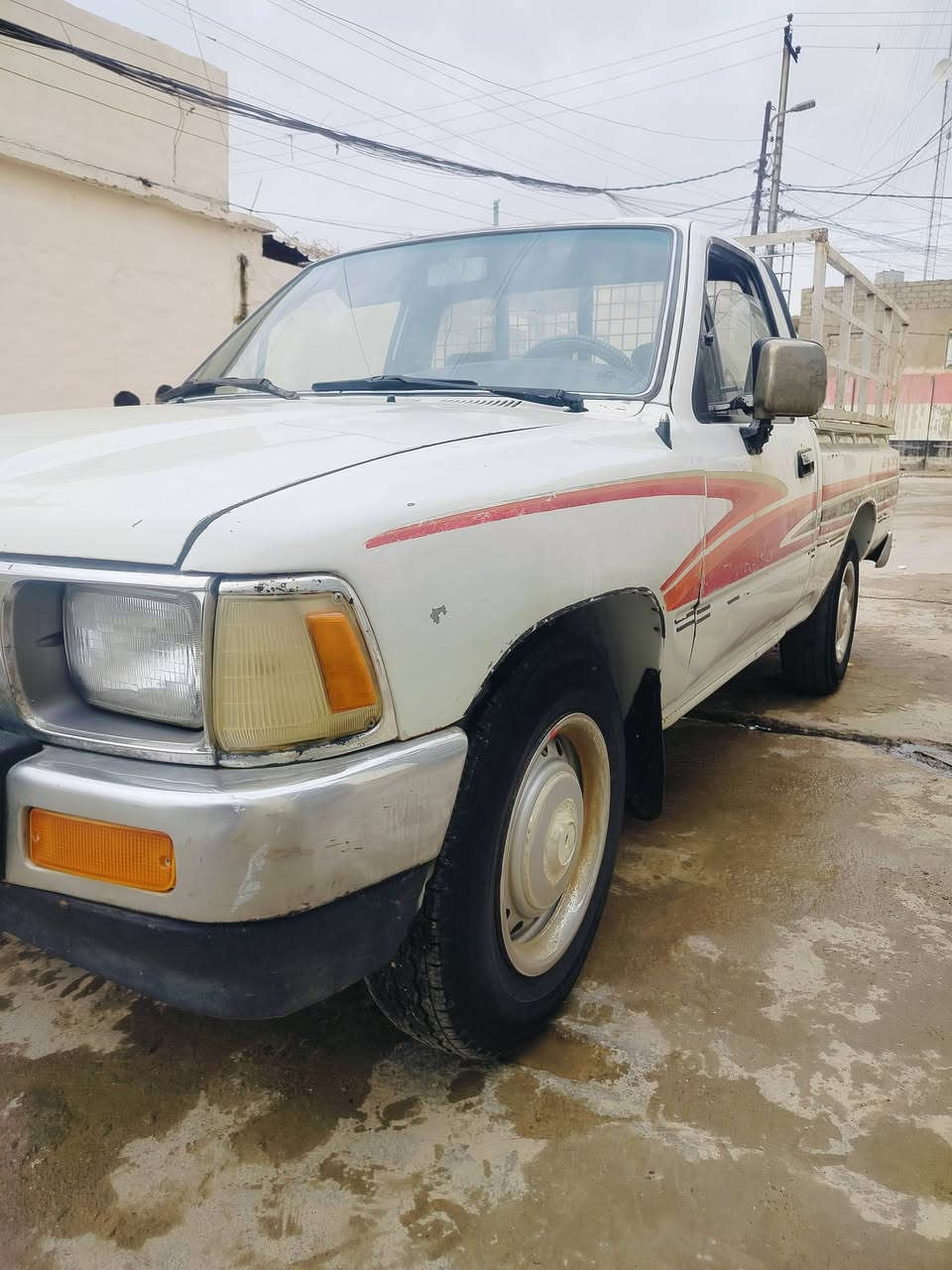 سلام عليكم سياره بيكم للبيع
موديل 92
صاحبه الشرعي موجود
سعر 47 بي مجال بسيط
للاستفسار
***********
