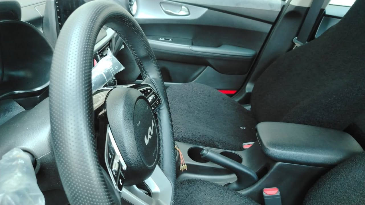 سلام عليكم فورتي 2024 رقم ومعوقين بسم بنيه سياره وارد امريكي حادث بنيد نفس لون وجاملغ بارد مواصفات نص فول مكلف بل نشر ملاحضه سياره مال بنيه ‏‪***********‬‏ السعر 150$
