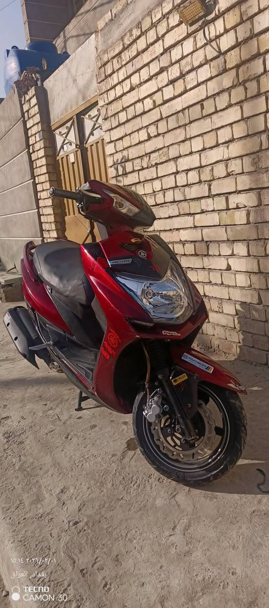 سلام عليكم سكنس شمعه وارد كوري 2016 كفاله عامه من كلشي كهربائيات كلها شغاله مكينه خرسه ونكره كل وقت لو احمر مميز قليل كلش اكو منه بريكات دسك امامي خلفي تايرات جدد تايوان ربع مذب عليها 
العنوان بلديات 
الرقم *********** 
السعر اتصل وخادمك
