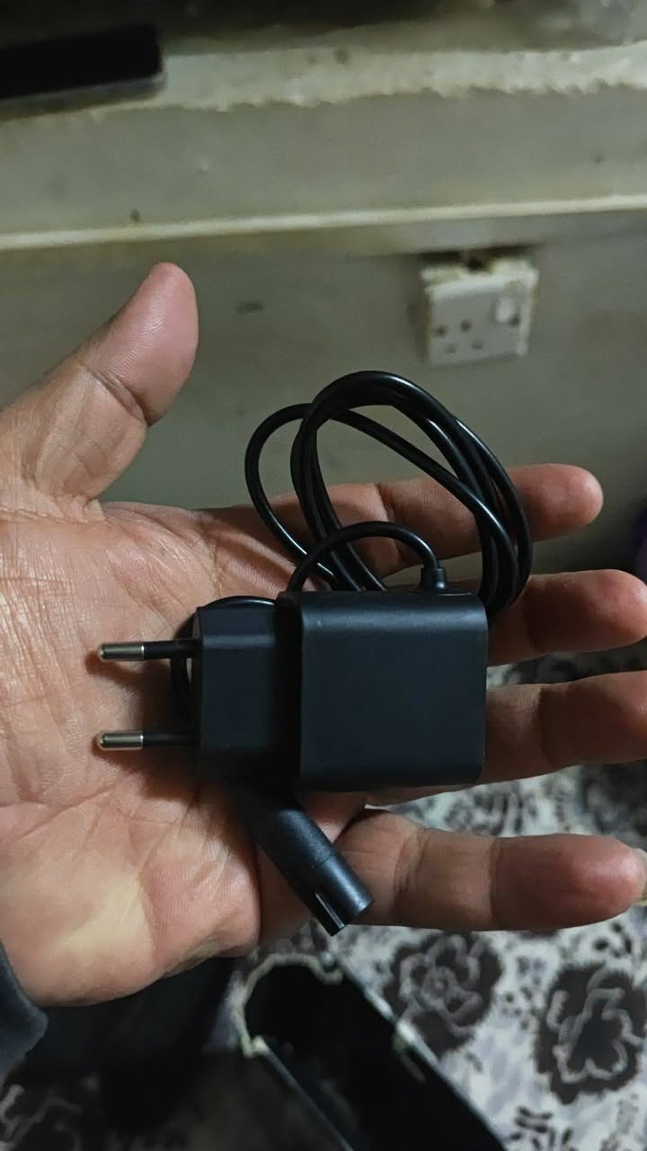 مكينة حلاقة براون سيريس 9 برو هي والغسالة مالتها
١٧٥ قفل
***********
