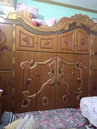 غرفه اخشاب • نظيفه • للبيع