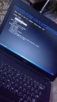 اخوان السلام عليكم حاسبة قوية نضيفة اتخبل هارد500 كوراي 5 وندوز 10 اتف...