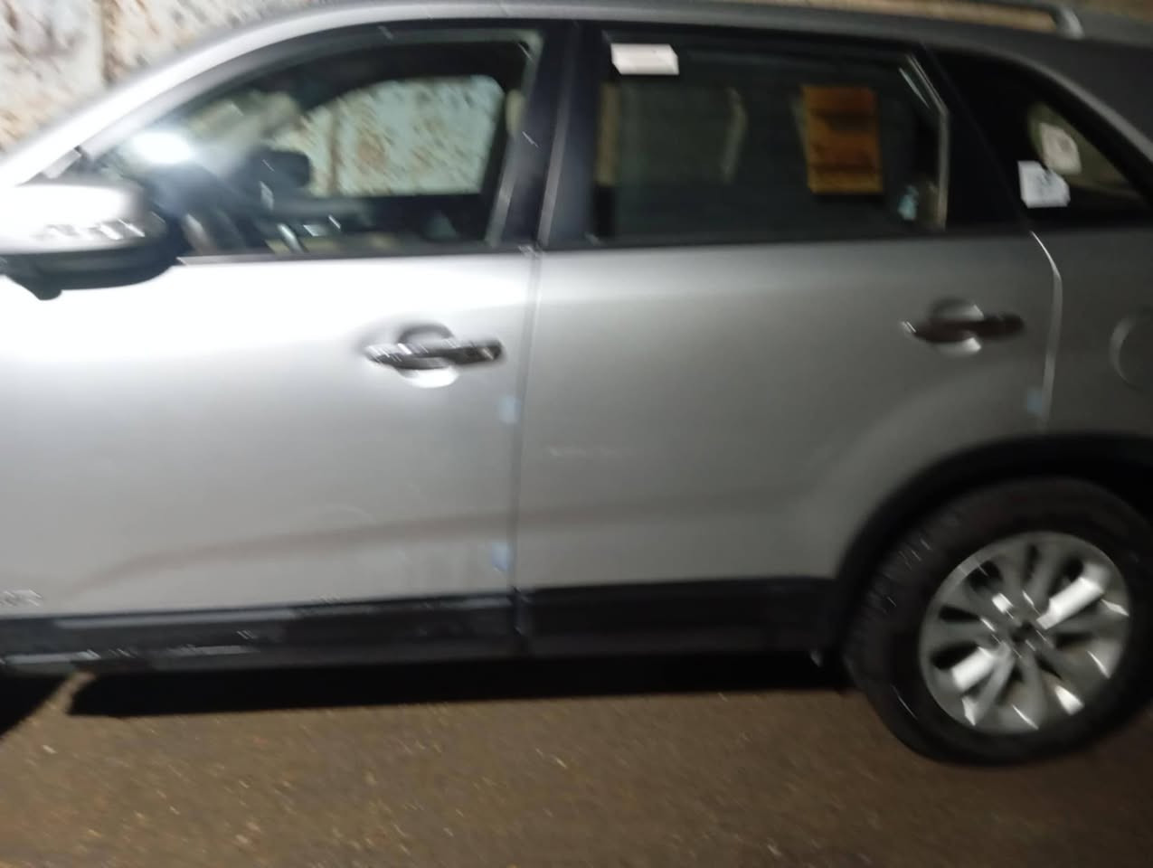 السلام عليكم سورنتو موديل 15 خليجي بسمي سبعة راكب ستة سلندر ماكو سونار *********** السعر 160 بيه قليل مجال مكان الناصرية الصالحية
