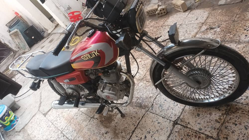 دراجه ايراني اربعه محرك ما مفتوح اخرس كهربايات كله شغاله  دراجه خير من الله مكاني المشتل ٤٢٥ وبيه مجال حك الجيه رقم الهاتف *********** بغداد, العراق
