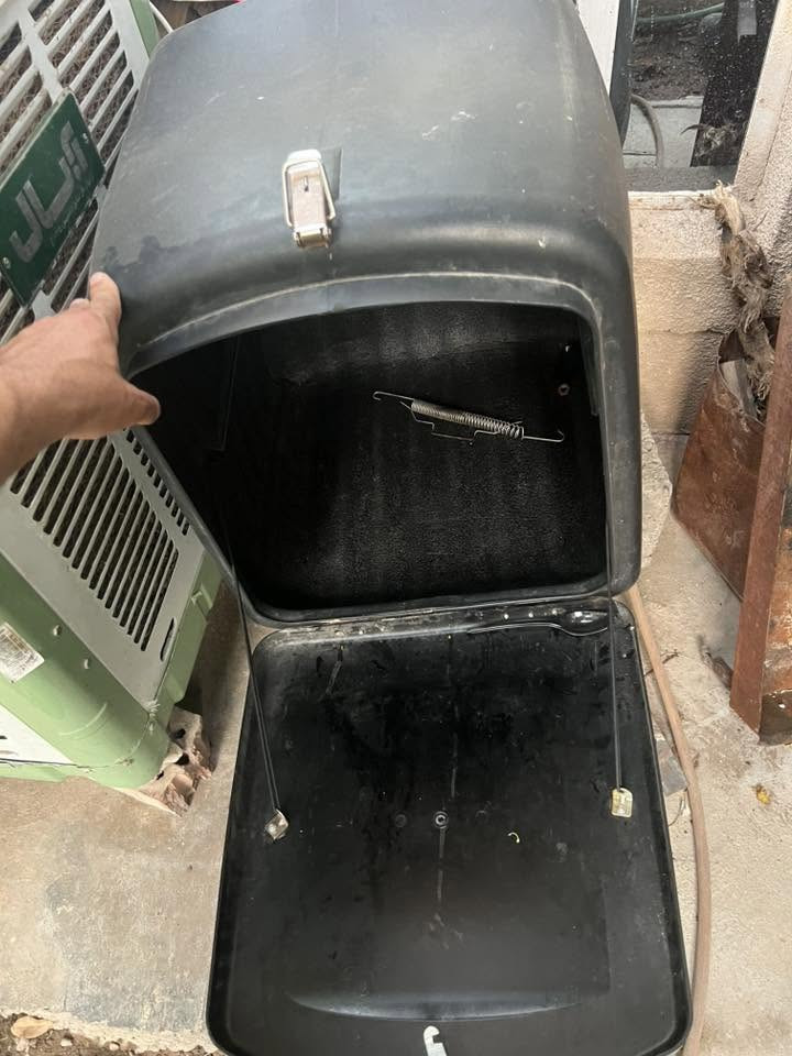 صندوك دفري للبيع مستخدم قليل  مكلف بل نشر اتصل علئ صاحب 
***********
