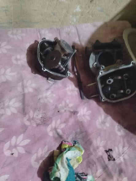 السلام عليكم  دراجه اف اس للبيع كومت حديد السعر 100  محرك اول مره ينفتح يرادلها تجفيت فقط غراضها كامله   المكان البصره ابي الخصيب  المو شراي لا يتعبني لا يخابرني *********** اثنيناتهن شغالات واساب بي او عل شريحه
