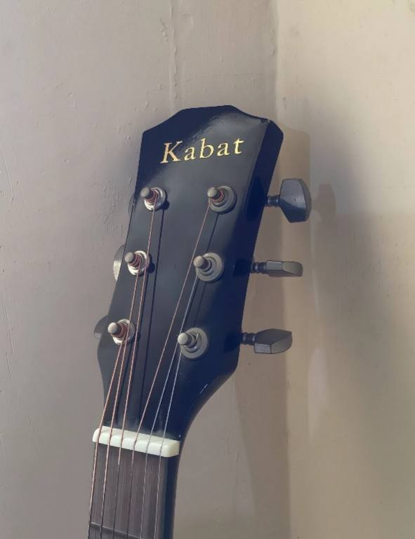 -كيتار اكوستيك كلاسيكي جودة عاليه
-مع حقيبه
-سعر75الف
-للتواصل و الاستفسار على التليغرام@sh_hs227
🎼✨


**إذا كنت صاحب هذا الإعلان وتريد حذفه لأي سبب، رجاءا أرسل رسالة إلى الدعم الفني**