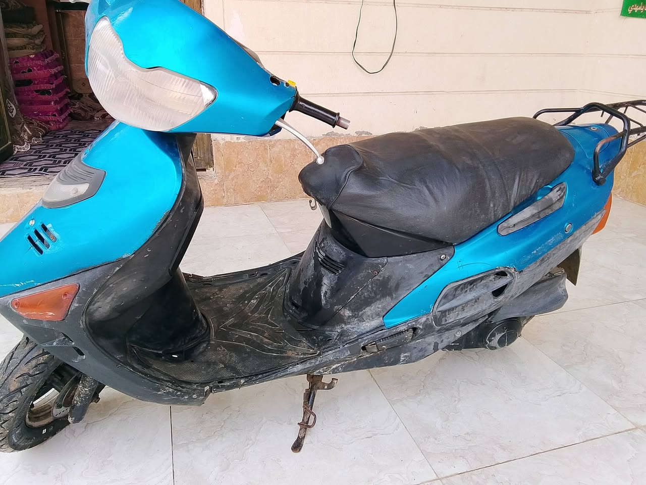 دراجه ساسوكي 150 نضيفه كهربائية كله شغاله تايرات جدد سلف دراجه كامله القرنه نعيم سعر 450 بيه مجال قليل ***********
