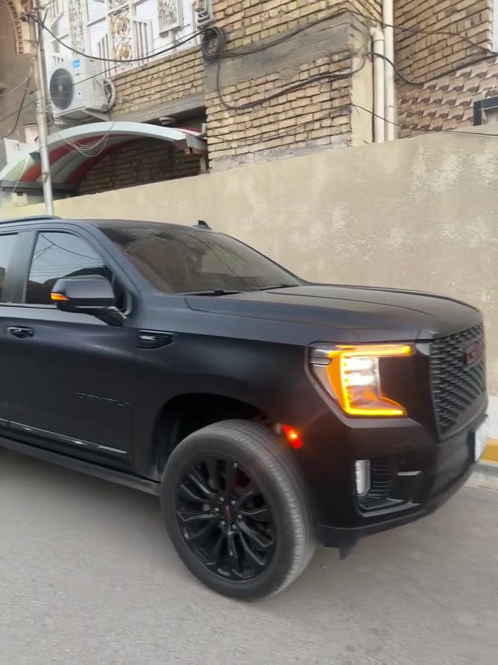 جمسي دينالي 2023 وكاله المنصور
تحت الضمان 

مكفوله كفاله عامه 

مغلفه طافي عند NVN
وسياره مضلله بلكامل 

رقم مميز 3393

مكان ذي قار 

السعر 60 الف وبيه مجال 

واتساب ***********
