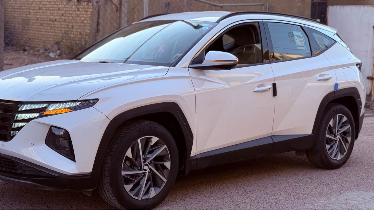 توسان ٢٠٢٣ كفاله من الصبغ والبارد والفتح ((ماشيه ٣٨ الف))
واردخليجي ،، محرك 2000،  جديده فول مواصفات  بصمه وتشغيل عن بعد
السعر ٢١٢ 
بسمي رقم جديد 
بغداد حي الاعلام 
‭٠٧٧٣ ٥٤٢ ٢٩٧٧‬ بغداد, العراق
