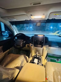 لاندكروز فول • ٢٠١٩ • ماشي ١٠٠ الف