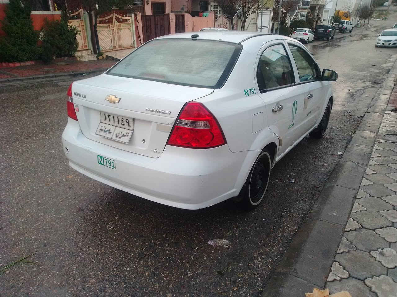 ئەڤیۆ بۆ فرۆشتن مۆدێلی ٢٠١١ بێ مەسرەفە گێڕ ئۆتۆ ماتیکە و مەکینە فەلی بچوکە ناوزەردو جامی کارەبایە کاما بۆیاخە سەنەوی٢مانگە بەسەر چووە نرخ ٥٠$ کەمێ مەجال ژم،***********
