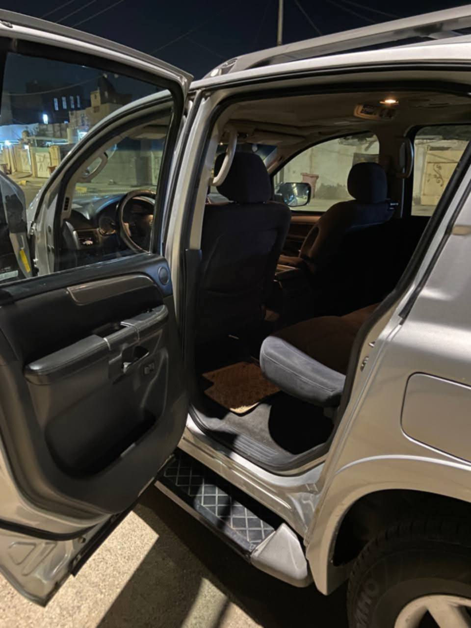 ارماده ٢٠٠٨ جاهزه و ع ابلاد تحتاج صبغ بجم جارد س ٦٥ مكاني بصره ***********
