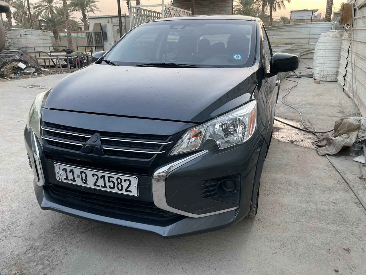 السلام عليكم …من رخصه الادمن المحترم
ميراج موديل 24 ماشيه ١٧ الف ميل وارد امريكي بلاك ادشن فول مواصفات حادثه بنيد مبدل وجاملغ وهنا بلعراق صارت بيها طخه بلباب اليمنه وبدلته السياره نقصها زوج تايرات وكمبريسر تبريد 

كير مكينه مكفوله وجديده سعرها مناسب ٨٥ ورقه رقم بغداد وبااسمي ***********
