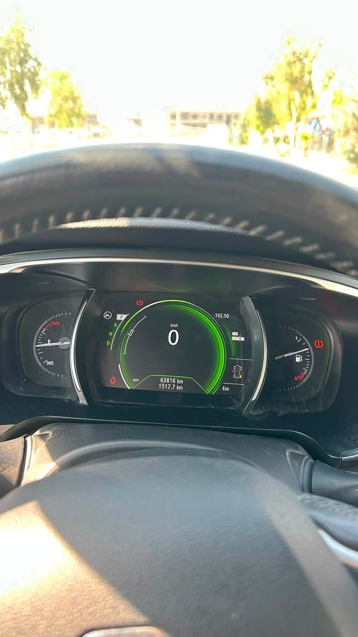 🚗 للبيع رينو تاليسمان 2018 – فل أوبشن
✅ محرك 2.0 تيربو

✅ اللون: رمادي

✅ 63,816 كم

✅ فل أوبشن (مواصفات كاملة)

✅ إطارات جديدة

✅ استخدام نظيف وحالة جيدة
يوجد أثر سابق في البونيت كما موضح بالصور، وتمت معالجته على البارد بدون صبغ، مع بقاء الصبغ الأصلي.
📞 للجادين التواصل على الخاص للمعاينة والاستفسار.


**إذا كنت صاحب هذا الإعلان وتريد حذفه لأي سبب، رجاءا أرسل رسالة إلى الدعم الفني**