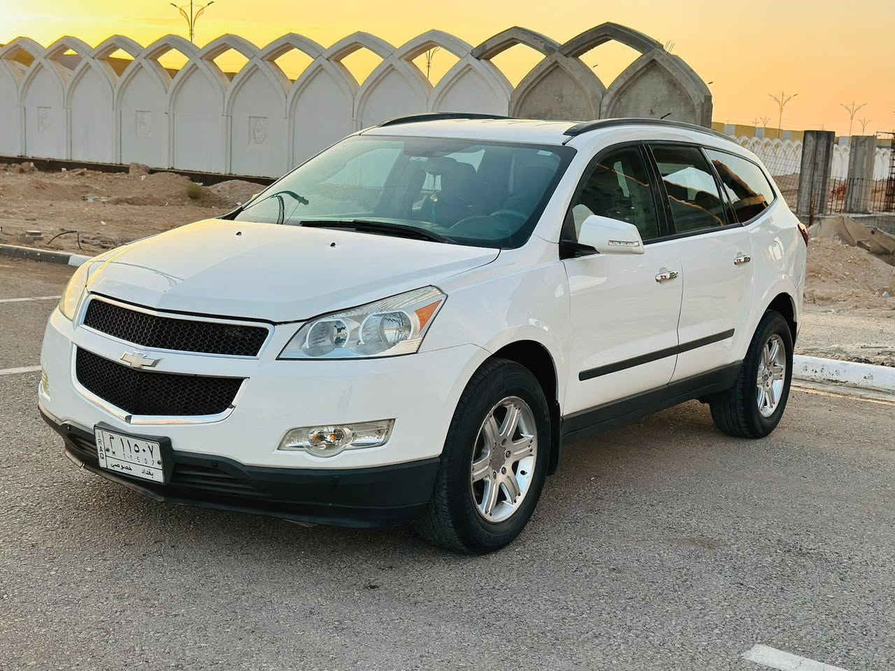 سلام عليكم 
شوفرليت ترافس2012وارد
خليجي مكفولة من ضربه
رقم بغداد مشروع وطني 
تحويل ثاني يوم
مكينه وكير مكفولات
سته سلندر 3500
7 راكب 3قطع تبريد فول
 ومواصفات واحد على واحد 
عده  فتحتين شاشه كامره
 حداديه جديده دواخل جديده
 سعره 93قابل لتفاوض
 عنوان كربلاء للاستفسار
 الاتصال على الرقم *********** بغداد, العراق
