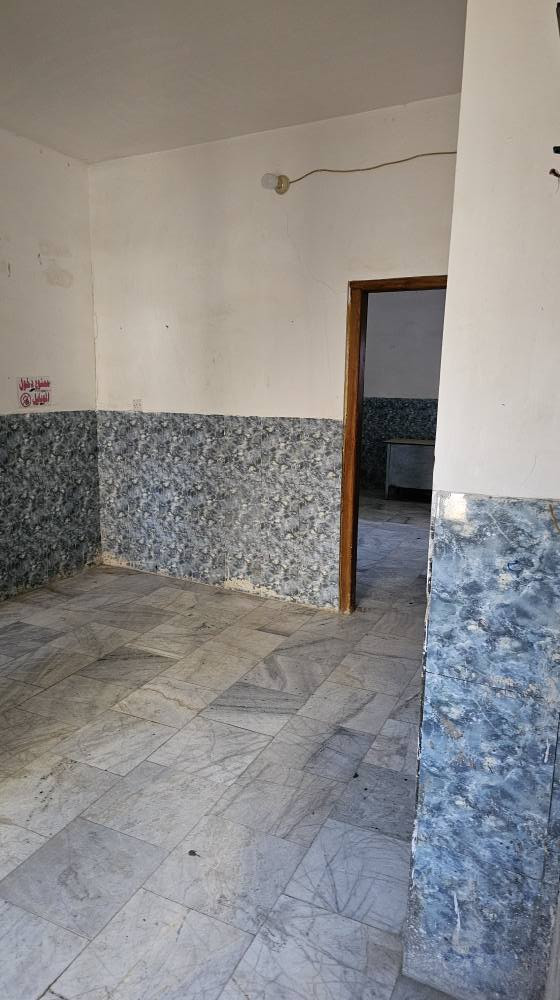 عيادات ومكاتب للايجار بأسعار مناسبة‼️ 
العنوان : بابل - الحلة - شارع الري 

للتواصل او الاستفسار : *********** حلة, بابل
