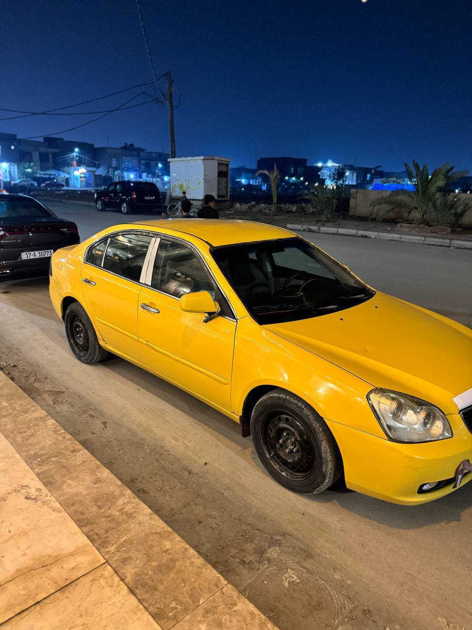 السلام عليكم
  للبيع اوبتما 2007امريكي سياره جاهزه مكينه2400 وكير جديد وحداديه جديده تخم تاير جديد  كهربائية جاهزه  مصفره هيه وغرمات  السياره بيها #كصت_قماره  فقط عرگجين مبدل بيها تكم مكفولات من الگص 
#السعر 69 وبيها مجال 
#السياره_مكانها_سماوه ***********
