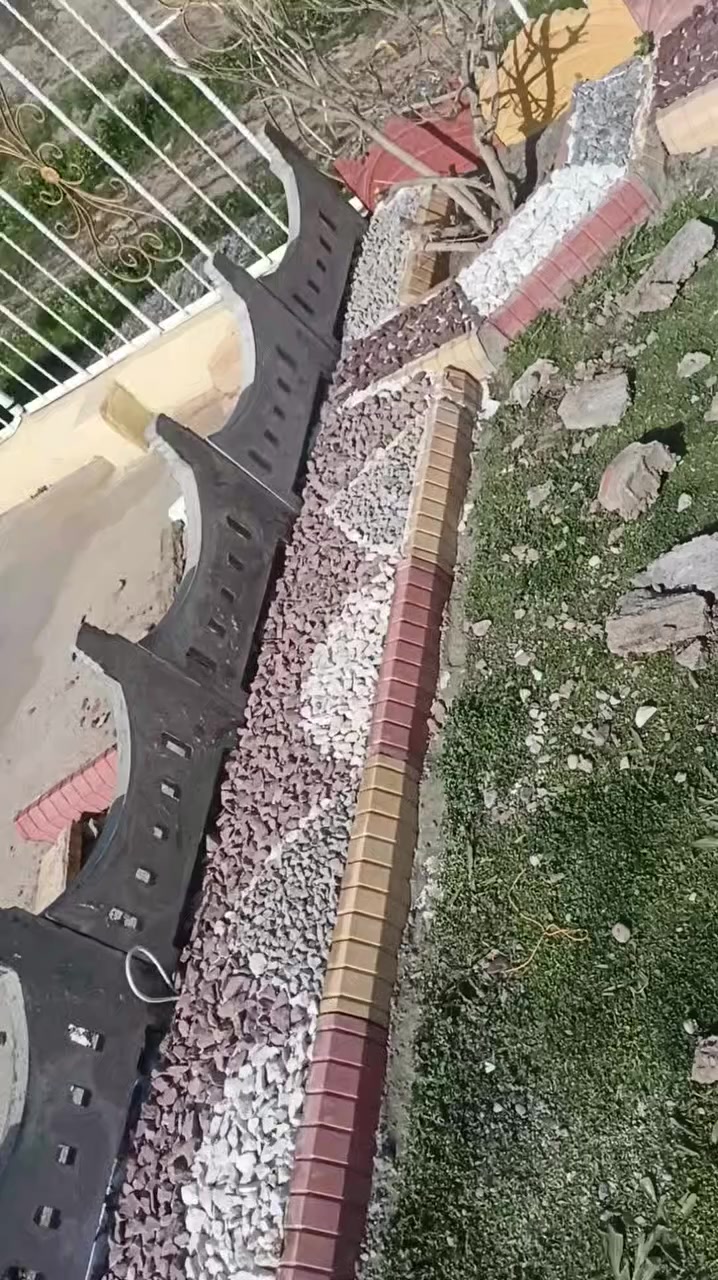 السلام عليكم يوجد كادر حدائق 🌿وبيهارتون وبانسب الأسعار
‏‪0786 889 2540‬‏
