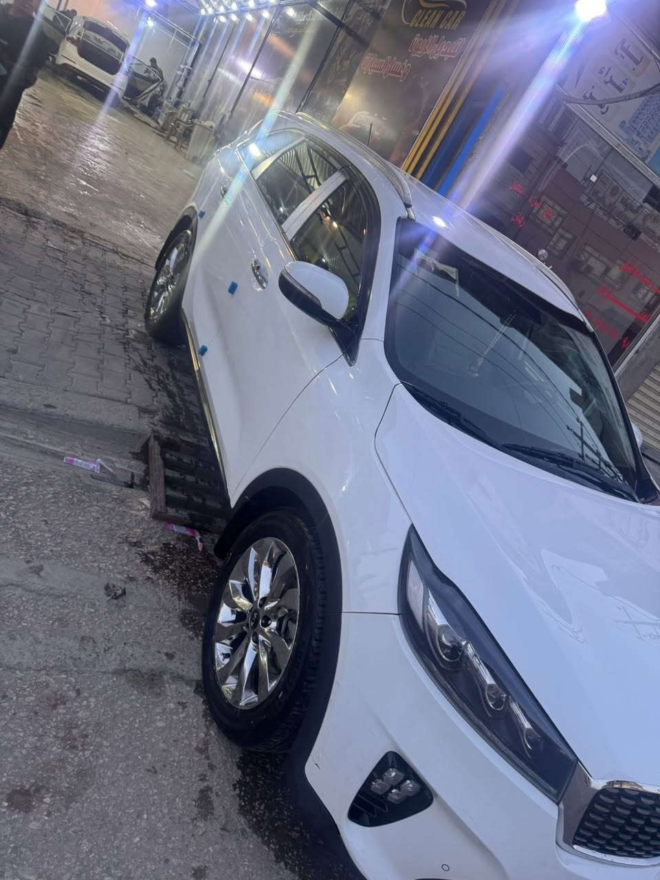 (مكلف بالنشر ‏) اتصل براعيها ارقامه جوة
كيا سورنتو خليجي جديدة السيارة 
‏موديل 19 شكل ال20  ماشيه 180k 
‏كفاله من كل شي كفاله من اي شي شرط السونار
محرك 6 سلندر
7راكب
3 قطع تبريد
تخم تاير  جديد اصلي 
كمبريسر جديد ميكانيكي ستوني شادة 
‏باقي المواصفات معروفه 
‏رقم اربيل باسم شركة تحويل او وكاله جاهز سنوية ساقطة 
‏العنوان نجف حي ميسان قرب النفق 
‏السعر 215 قفلها  
‏ ‭0782 783 0636‬
‭+964 781 226 9898
