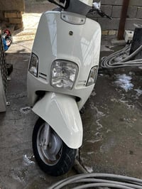 دراجه بوليس نوزل لون حليبي داخل رصاصي برغي ما مفتوح بيه الرقم ٠٧٧١٩٢٣٨...