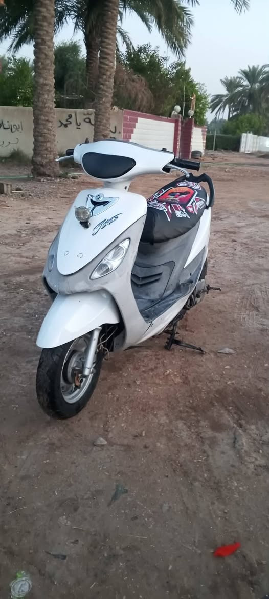 السلام عليكم دراجه ماكس منغولي للبيع محرك خير من الله نكره باي وقت السعر 500 وبيه مجال المكان محاويل ناحيه الإمام يم علي ابن الحسين الرقم *********** متواجد خاص ❤️
