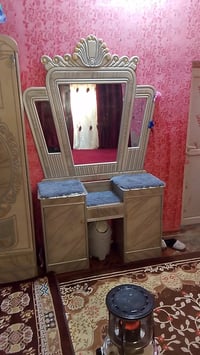 غرفة خشب • نظيفة ١٠٠% • مع دوشة