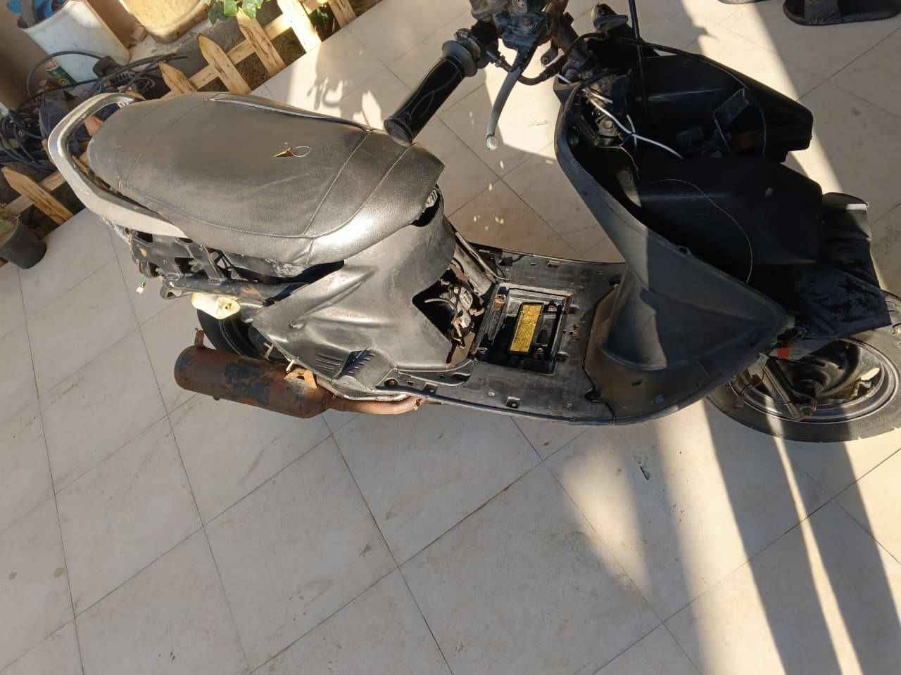 سلام عليكم دراجه فراشه للبيع دراجه شغاله بس بيها خيط تبخير الستفسار اتصل بـ رقم ***********
