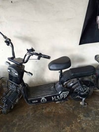 موطور للبيع الحجم 14 السعر 400وبي مجال 07823732627