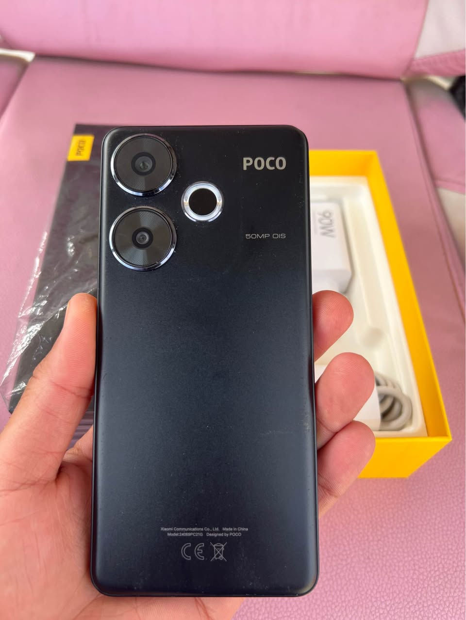 السلام عليكم 
بوكو F6 سعر الجديد ماله530 الف
 مستعمل قليل نضافه 100
ذاكره 512
ملحقات كامله شاحن 90 واط
السعر 350
 مكاني الزبير/للتواصل واتس اب او اتصال/*********** الزبير, البصرة
