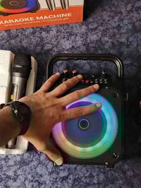 ماركه معروفه ولصوت فول وضوح فول سستم صده وحركات مايكات ثنين وياهه السع...