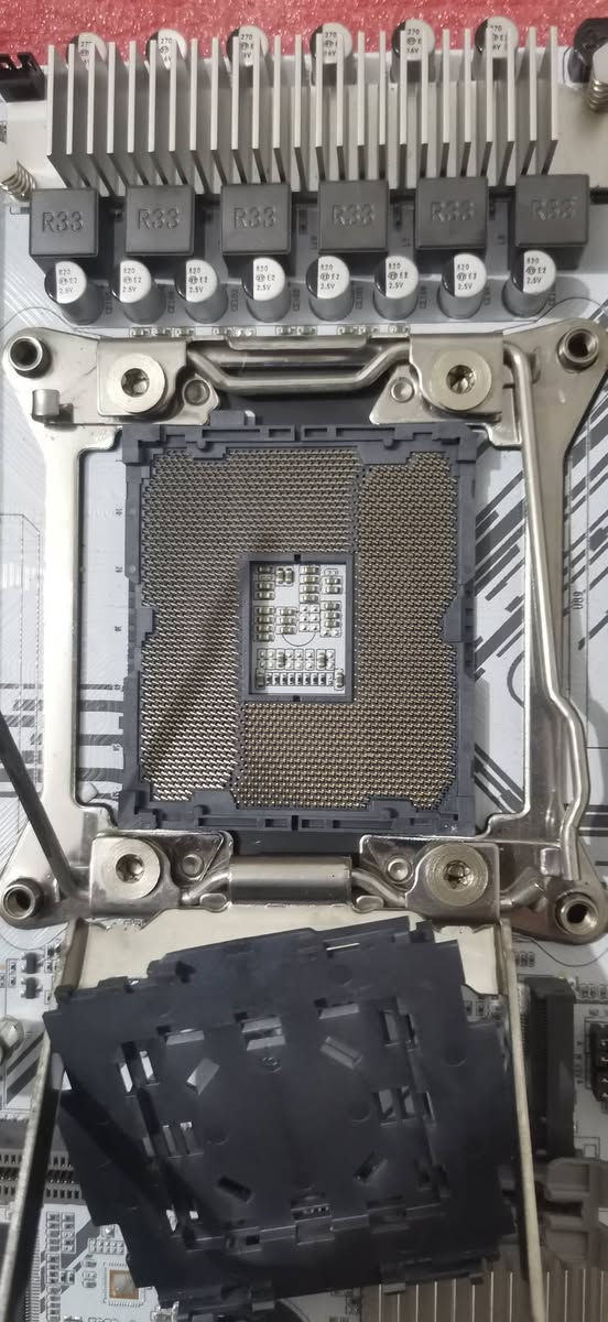 السلام عليكم.... 
ماذر  بورد MACHINIST X99 PR9-H  

المقبس: LGA 2011-3  معالجات زيون 

أقصى سعة للرام: 128GB (4×32GB). اربع منافذ رام 

التخزين منفذ M.2 NVMe 
   

نضيف ما مستعمل بلكارتونه مالته وتجي ملحقات البورد   

السعر.... 30 مع التوصيل


**إذا كنت صاحب هذا الإعلان وتريد حذفه لأي سبب، رجاءا أرسل رسالة إلى الدعم الفني**