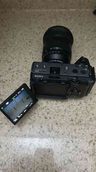 سوني fx3 للبيع تواصل واتس اب ***********
