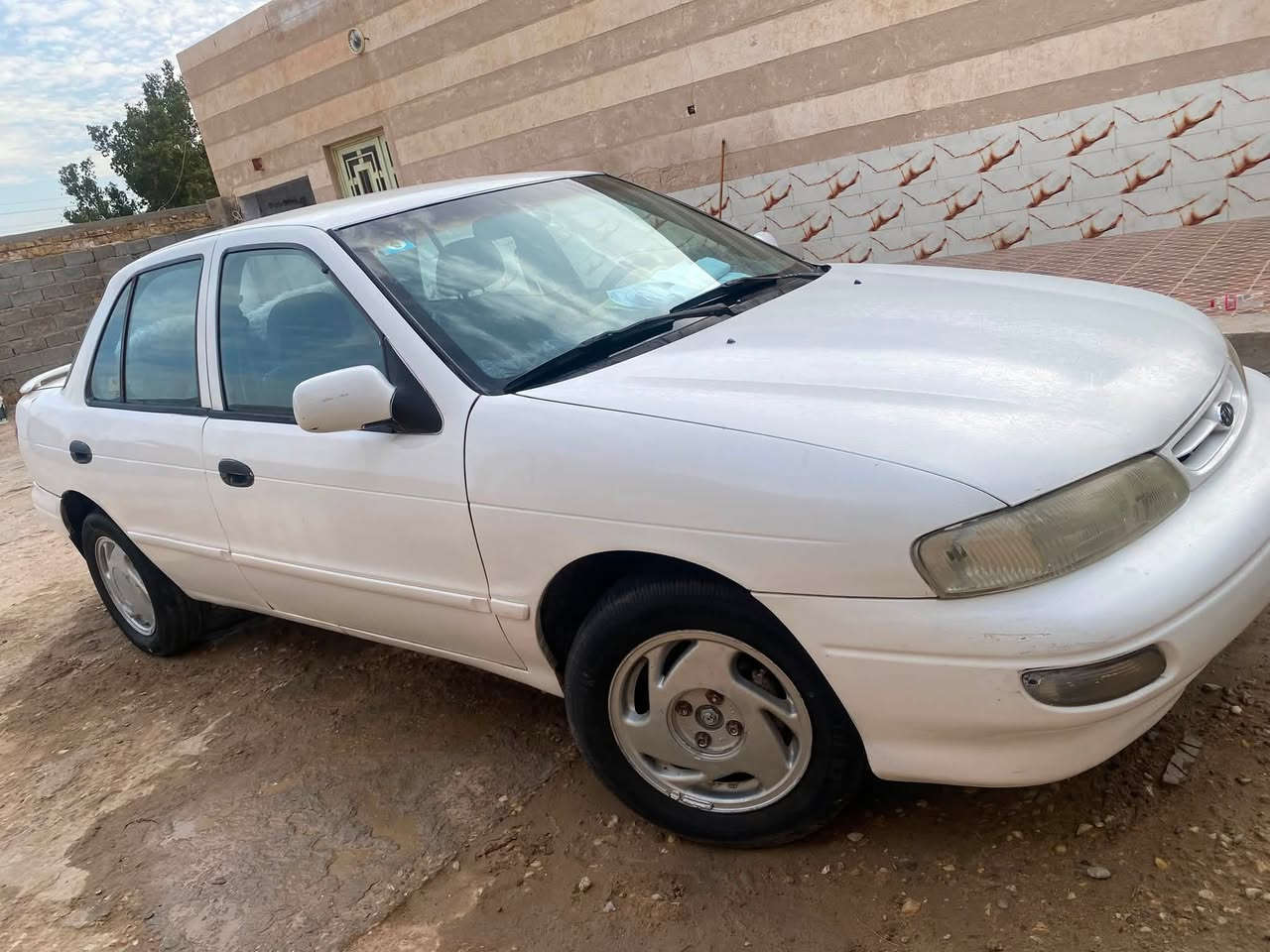السلام عليكم سيفيا 95
اوتماتيك رقم ذي قار بأسمي 

گير قبل شهر مبدل محرك جديد 

السيارة ماناقصها شي وخير من الله 

فقط تبريد نقص 
سعرها ب 35 وبيها مجال 

السيارة ب المكان ذي قار /قلعة سكر 

***********
