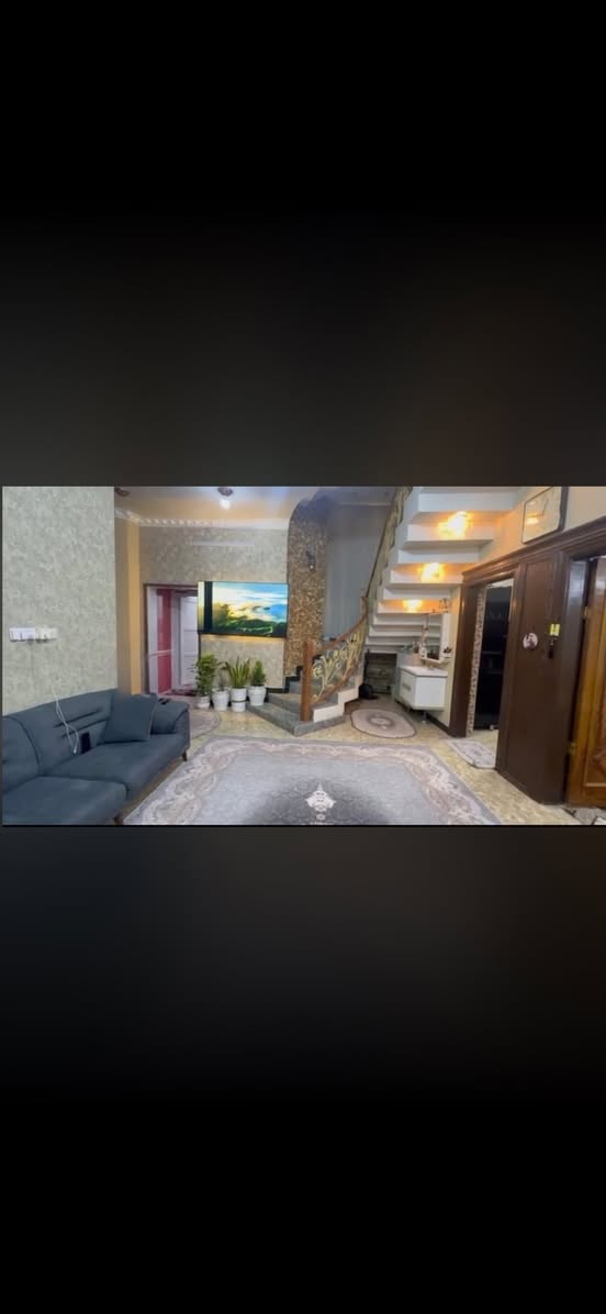 السلام عليكم                                                                                                            منزل للبيع في ياسين خريبط 200م طابق ونص في الزون الثاني نهاية شارع السناتر خلف مجمع سبع سنابل للاستفسار الاتصال على هذا الرقم ***********
