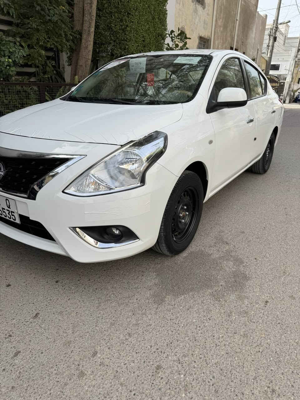 سلام عليكم عندي سني هندي لبيع موديل 24 مكفوله كفاله عامه سياره زيرو زيرو ماشيه 4 الف رقم بغداد (بسمي) مكاني بغداد الكرخ رقم تلفون ***********سياره كله وضع شركه
