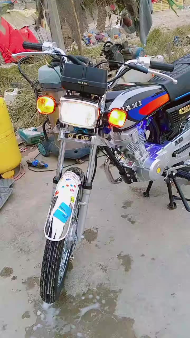 السلام عليكم دراجة نامه امتياز باب أول كفاله عامه أوراق كامله العنوان بابل شارع 80 محيزم 4 السعر 740 وبيه مجال دراجة ما ماشي شي قليل أول تبديله دهن بعد السحك الستفسار *********** واتساب متاح متواجد عل فيس
